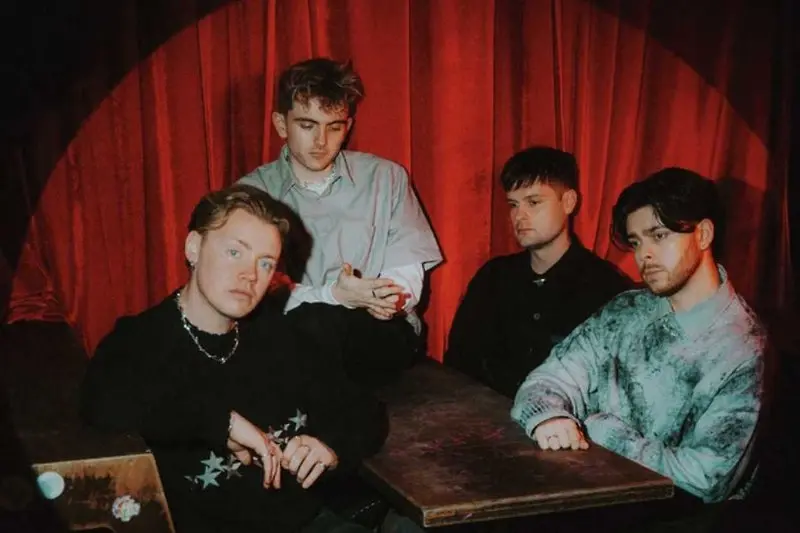 Only the Poets + support: Tommy Lyon