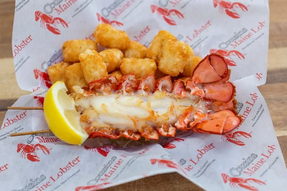 π¦ Cousins Maine Lobster Food Truck at Bottles Beverage Superstore β Columbia