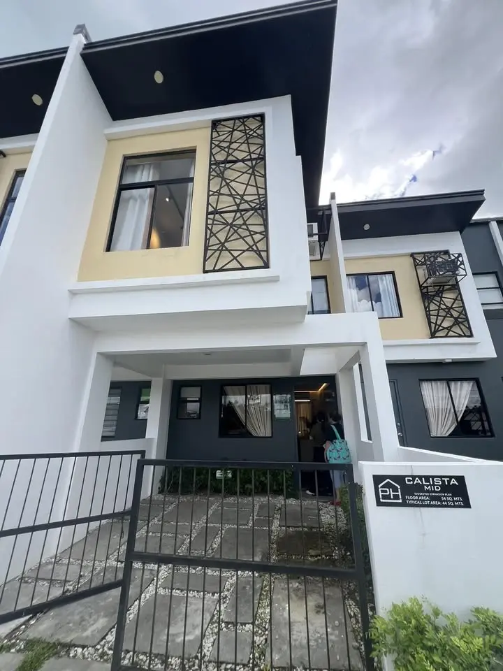 Weekend property viewing