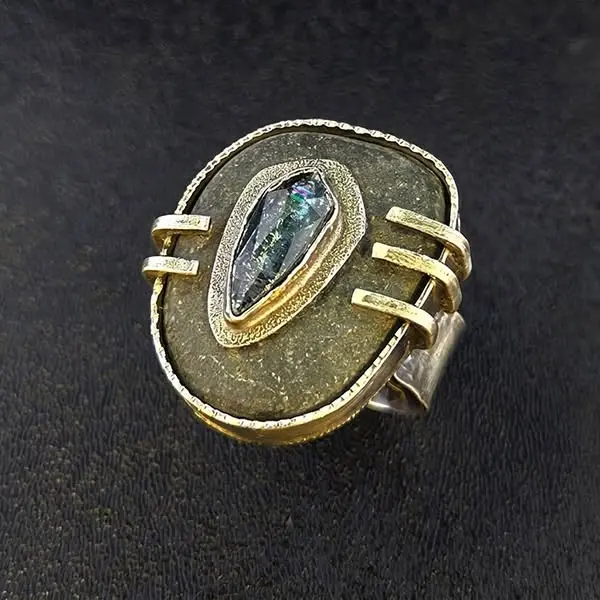 Stone on Stone – Cabochon & Frame Setting - In-Person Jewelry Class