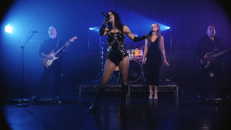 Levitating Dua Lipa plus Pop Girl Era show at City of Ontario July 30th