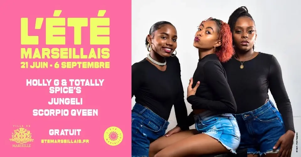 ☀️ Jungeli (live band), Scorpio Qveen et Holly G & Totally Spice's (live) sur la scène sur l’eau