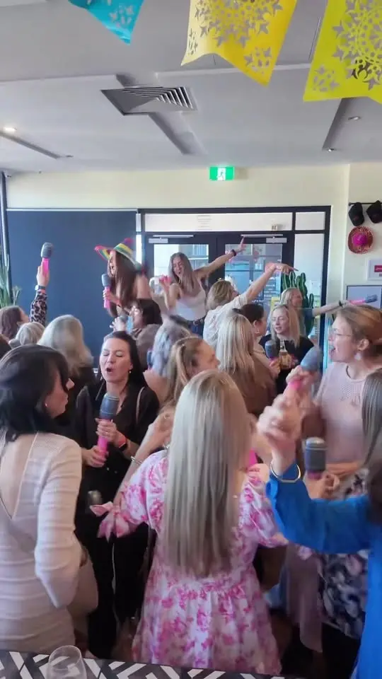 SIP & SING AUSTRALIA X THE WOODVALE