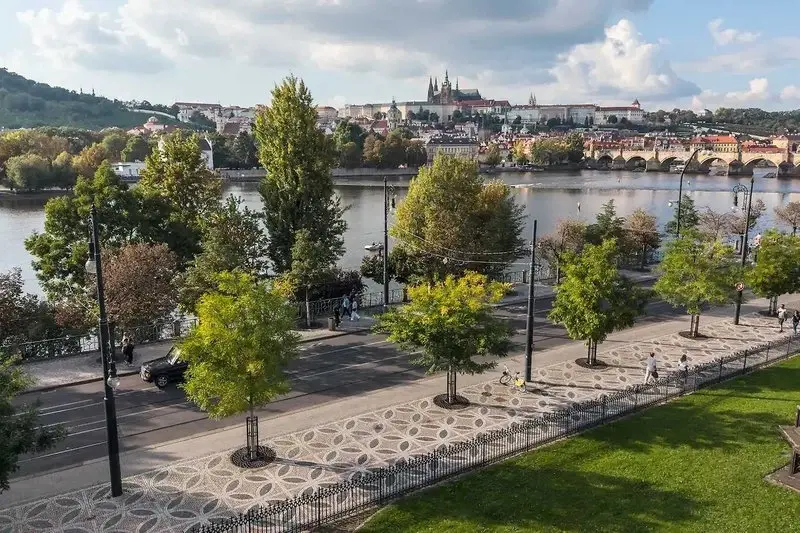 Pražský klimatický dialog: Vedro ve městě
