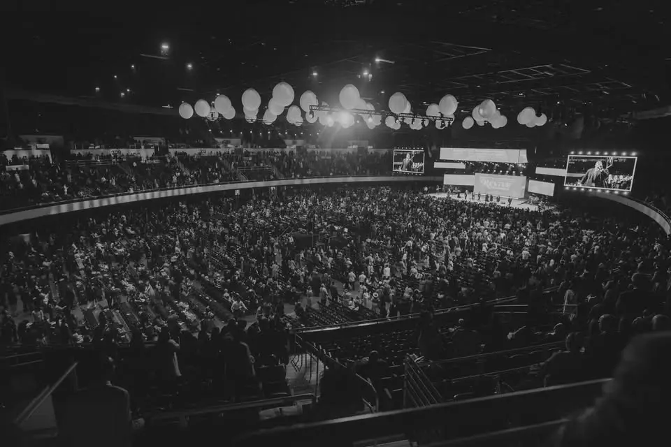 Outpouring in Los Angeles 