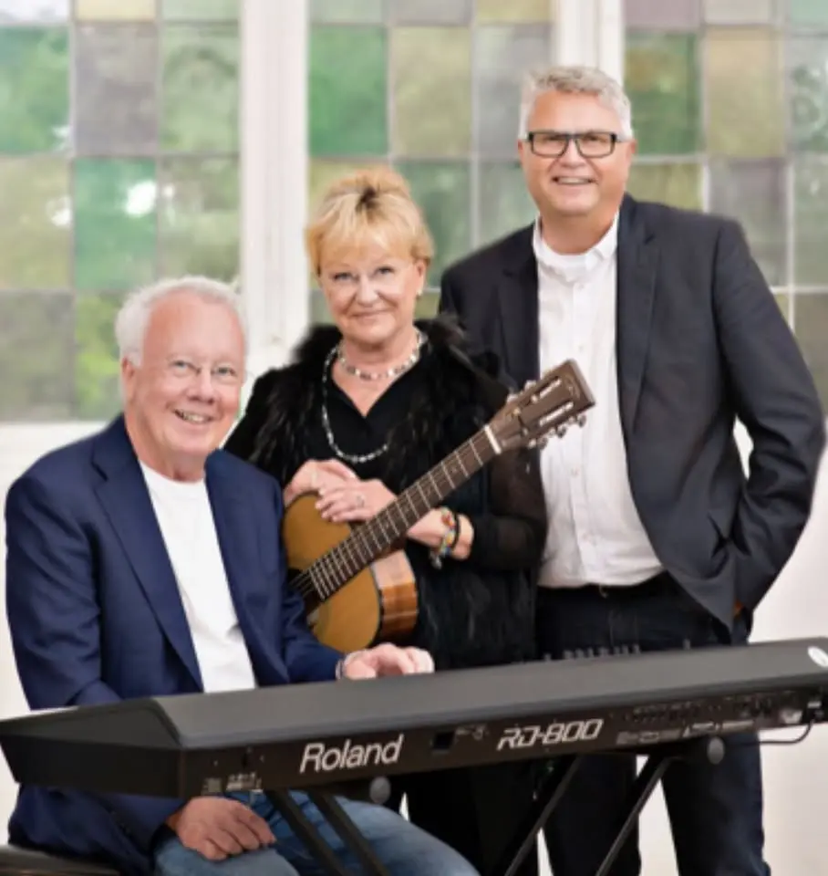 För kärlekens skull - Hasse Hallström, Ingamay Hörnberg och Lennart Sjöholm, Fiskebäck 16 september 