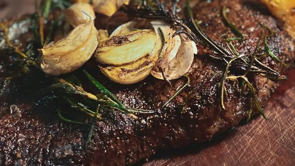 Steak & Bourbon Garlic Sauce