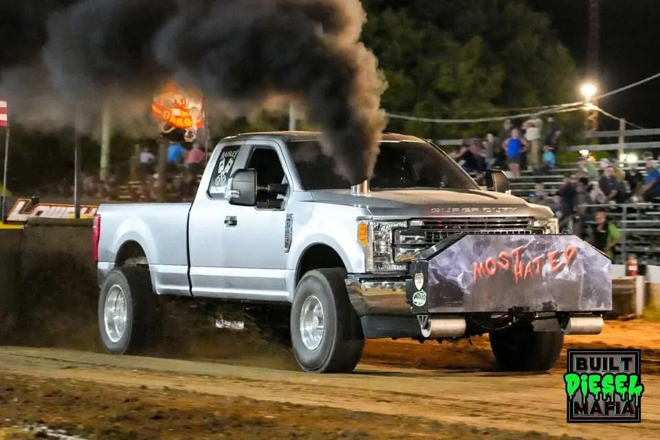 Salem, IN - Truck and Tractor Pull