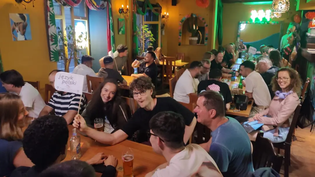 ๐ค๐ฌ Meet & Speak Monday: English + Slavic ๐๐ต๐ฑ๐บ๐ฆ๐ฌ๐ง๐ท๐บ๐