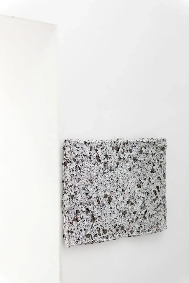 Silence in Between — Nataliya Zuban • Utställning på Galleri Konstepidemin