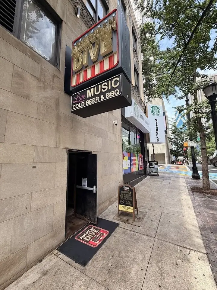 Playlist @ American Dive