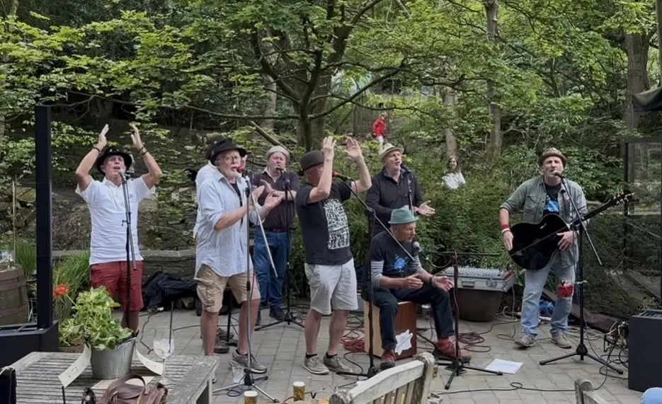 Celebrate Yorkshire Day with The Landlubbers at the Shibden Mill Inn!