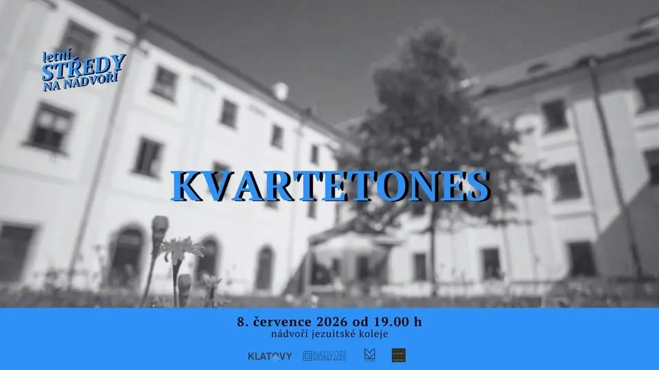 KvarteTones na nádvoří