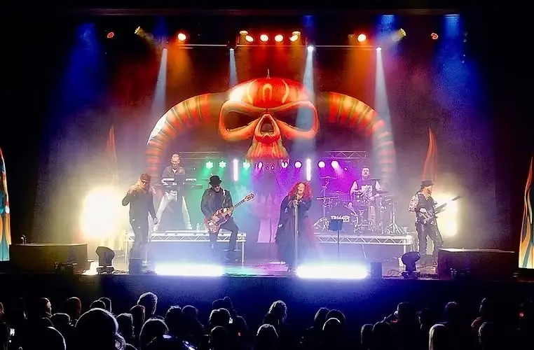 Trigger! The stadium rock experience