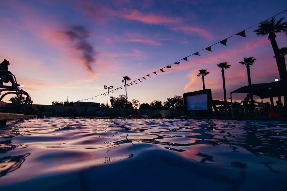Dive In Movie featuring "Finding Nemo"