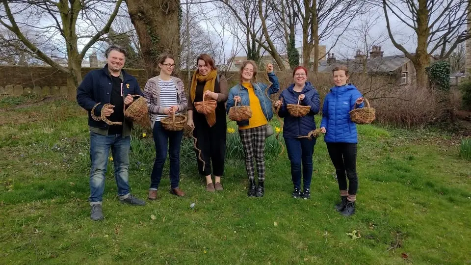 Willow weaving workshop - Gypsy style foraging basket
