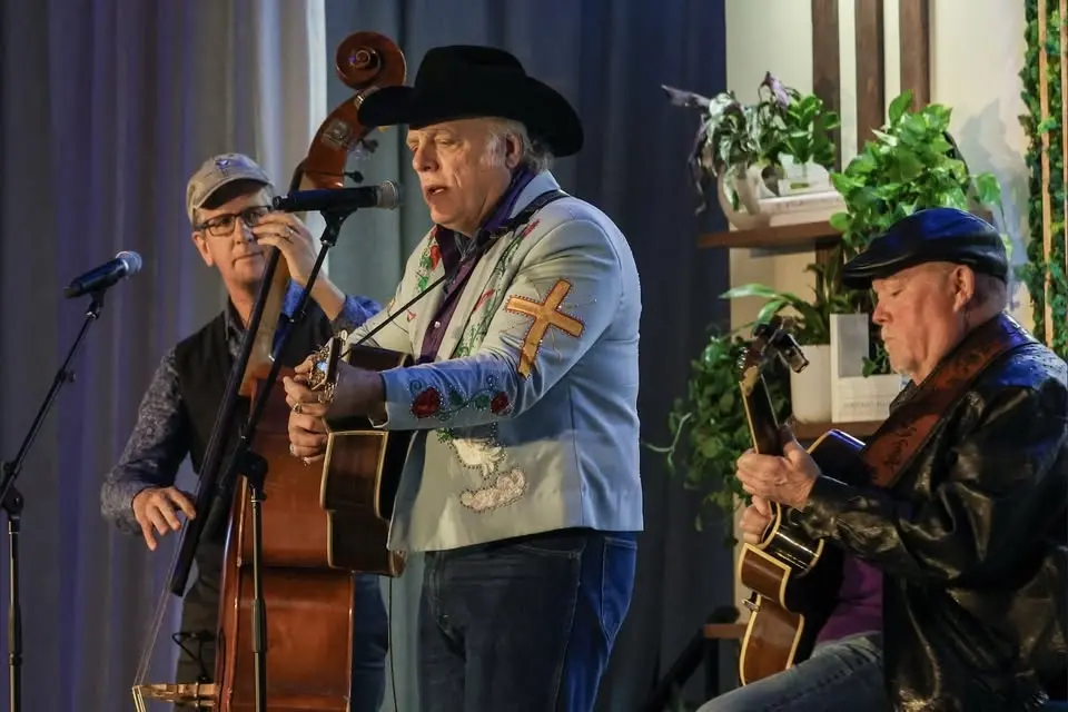 Slow Train -  original and classic Americana roots music