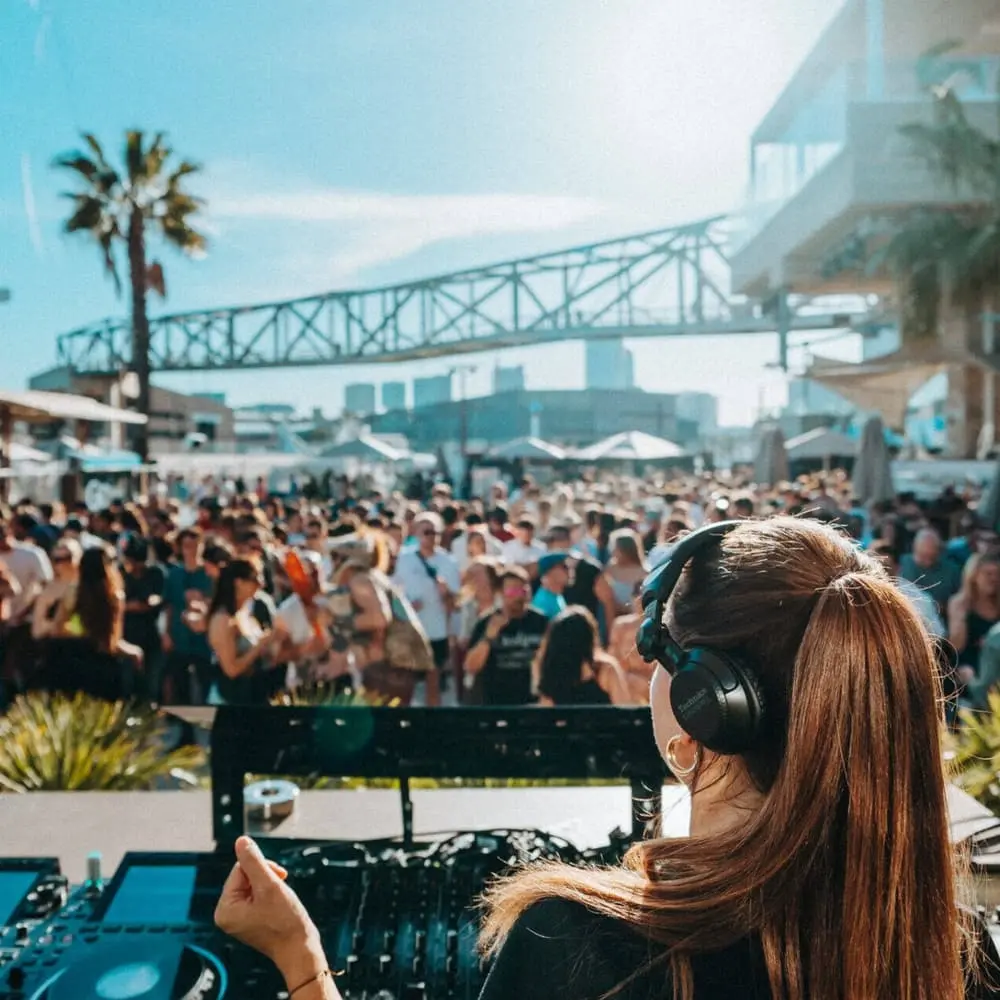 Sunset Rave with &Friends, Goom Gum, Moeaike, Sam Blacky by Wellness Rave