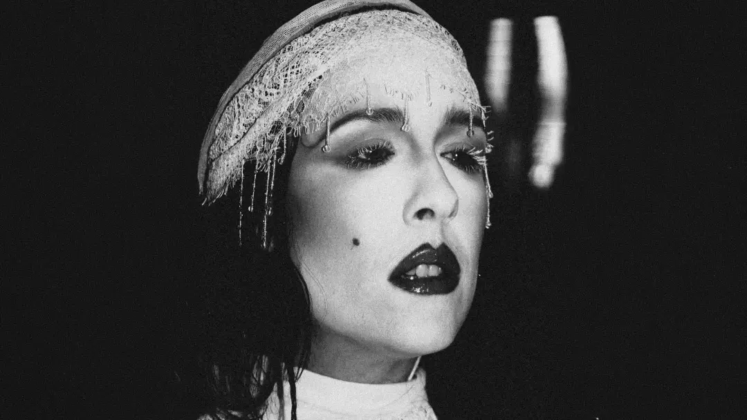 Allie X