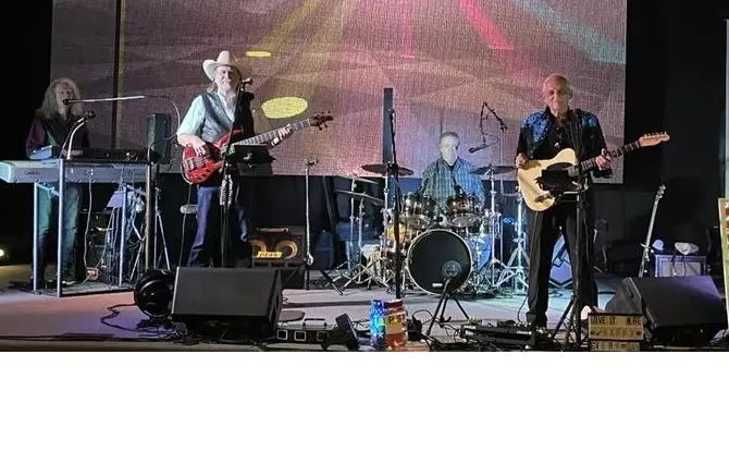 Hit n Run live at Piatto Ristorante