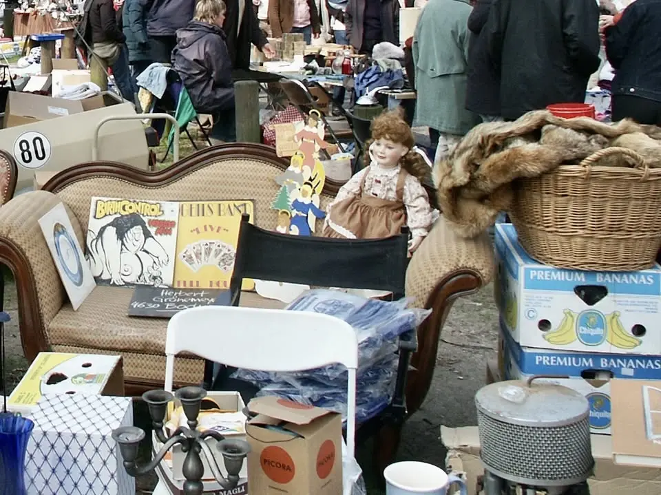 Flohmarkt Hoheluftchaussee Hamburg