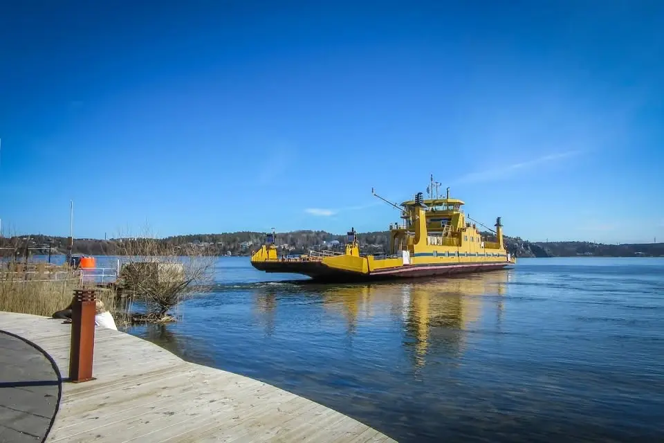 Långpass till Gröndal och fika
