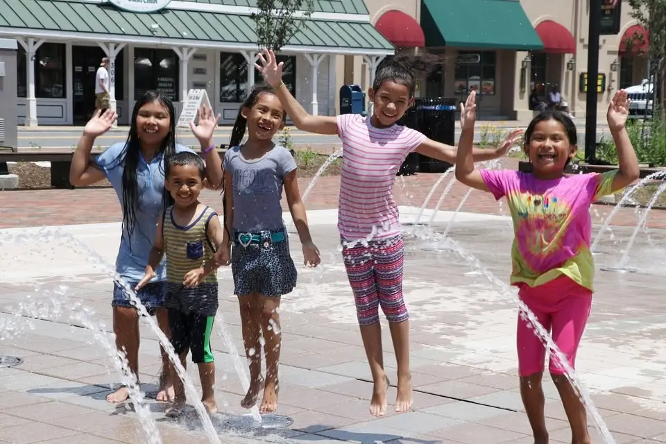 School's Out Fountain Fun