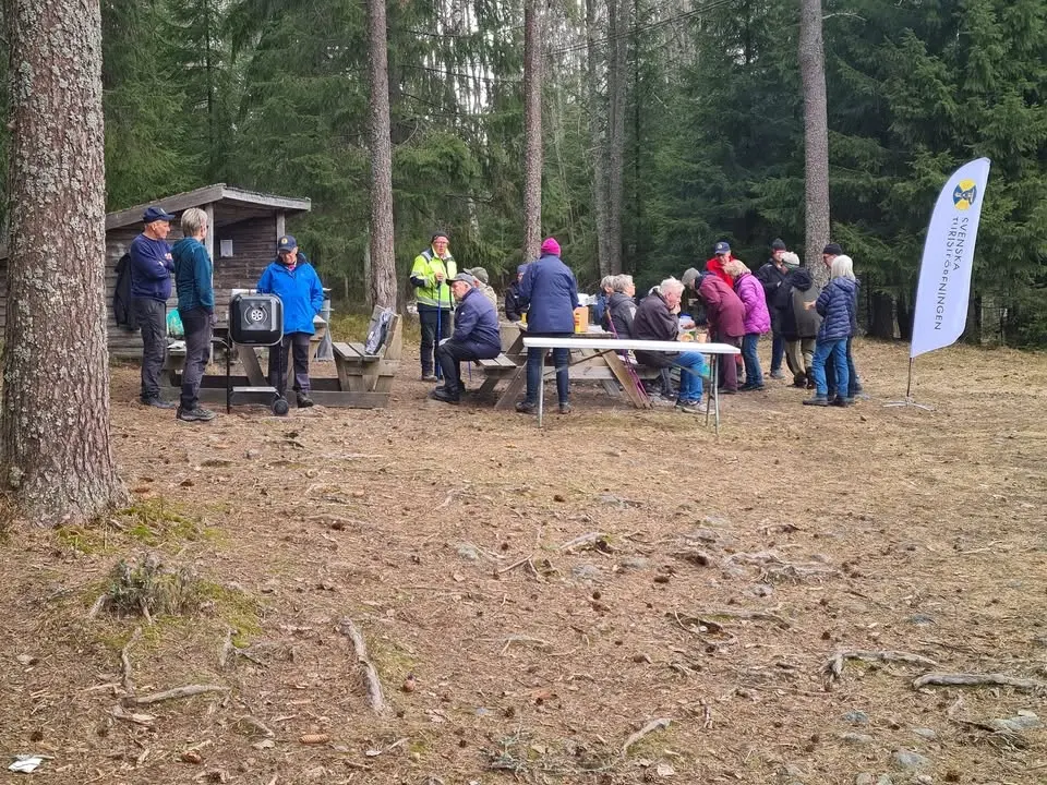 Café Villa Stranne och Rundtur i Arnäsvall