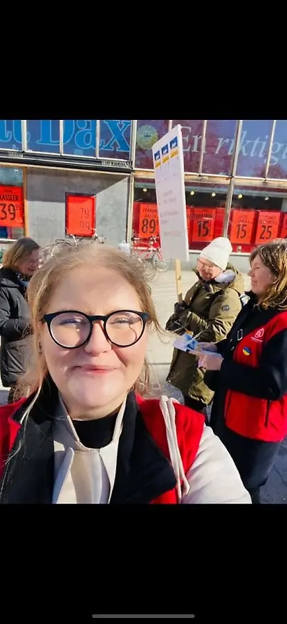 Feministknack och samtal om sjukvårdspolitik med regionrådskandidat Hanna Jokio