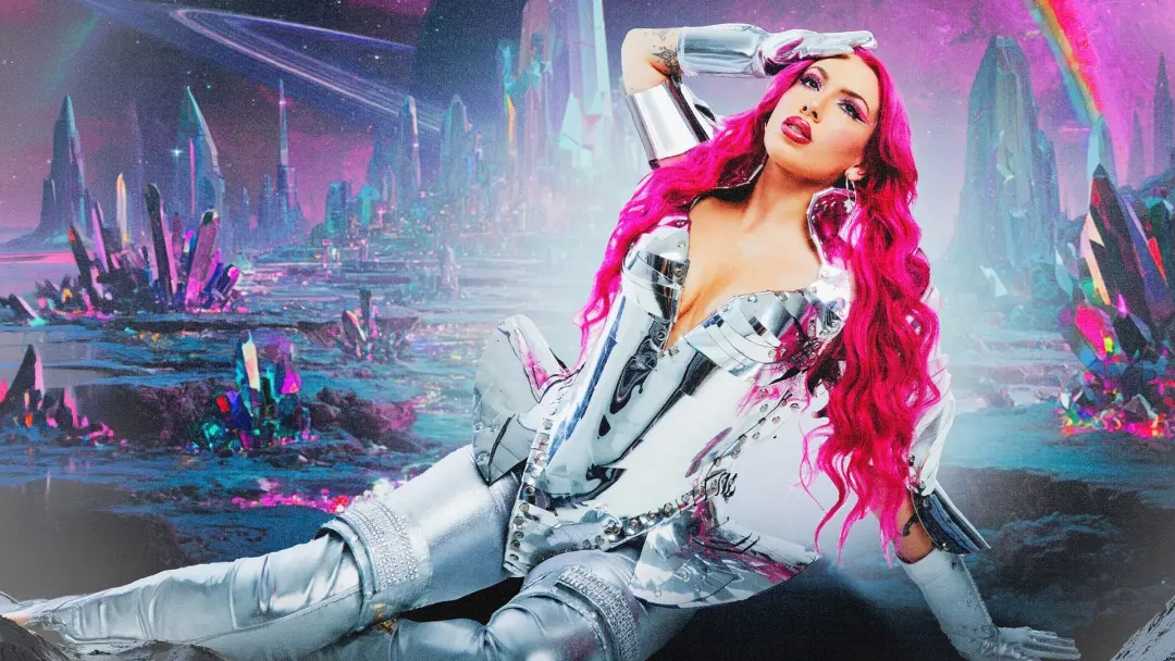 Chrissy Chlapecka – Girl on the Moon UK & EU Tour