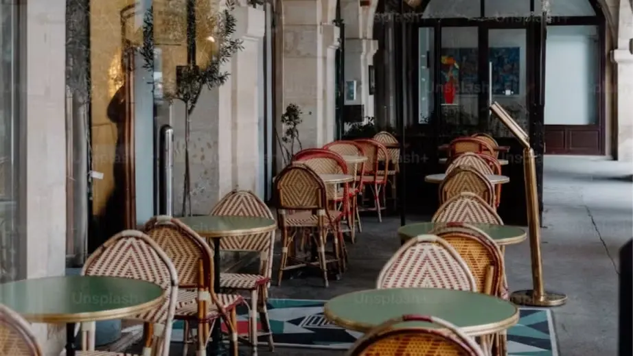 Afterwork Networking à Paris 🍷✨ – Architecture, design, culture et immobilier