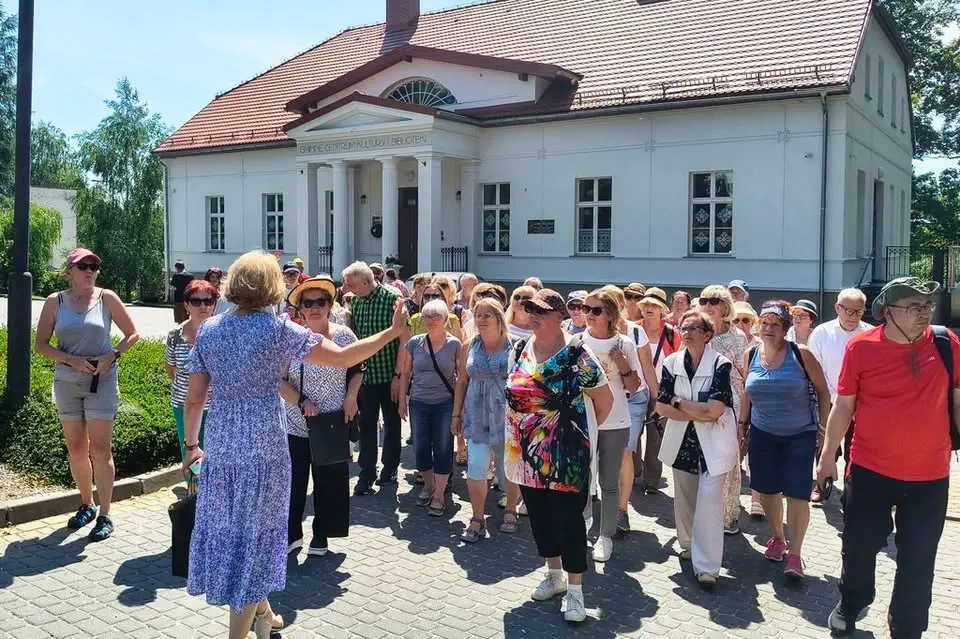 Wycieczka piesza Wędrówki rodzinne z PTTK - szlakiem zielonym, szlakiem czarnym