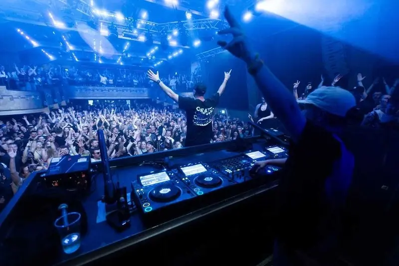 Mainstage Party