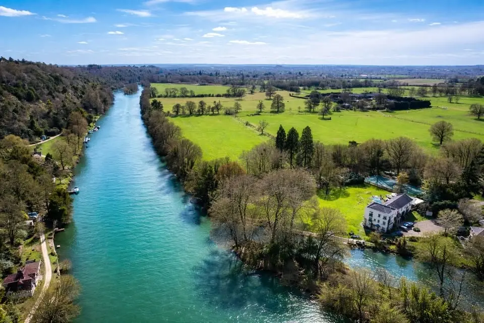 BEGINNERS HIKE 18KM Wind in the Willows: Woodland, River & Photography adventure