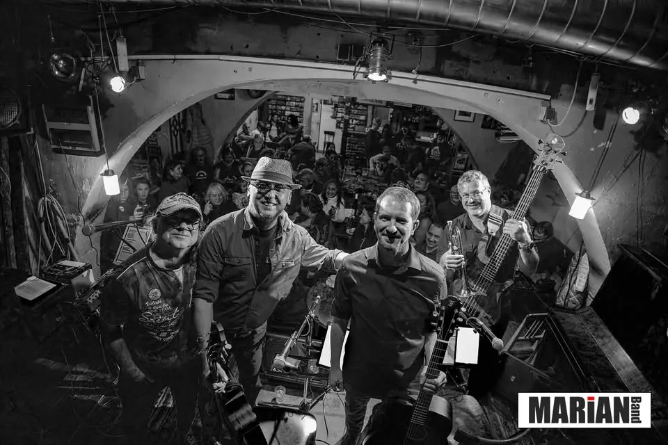 MARiAN Band: Koncert mezi knihami