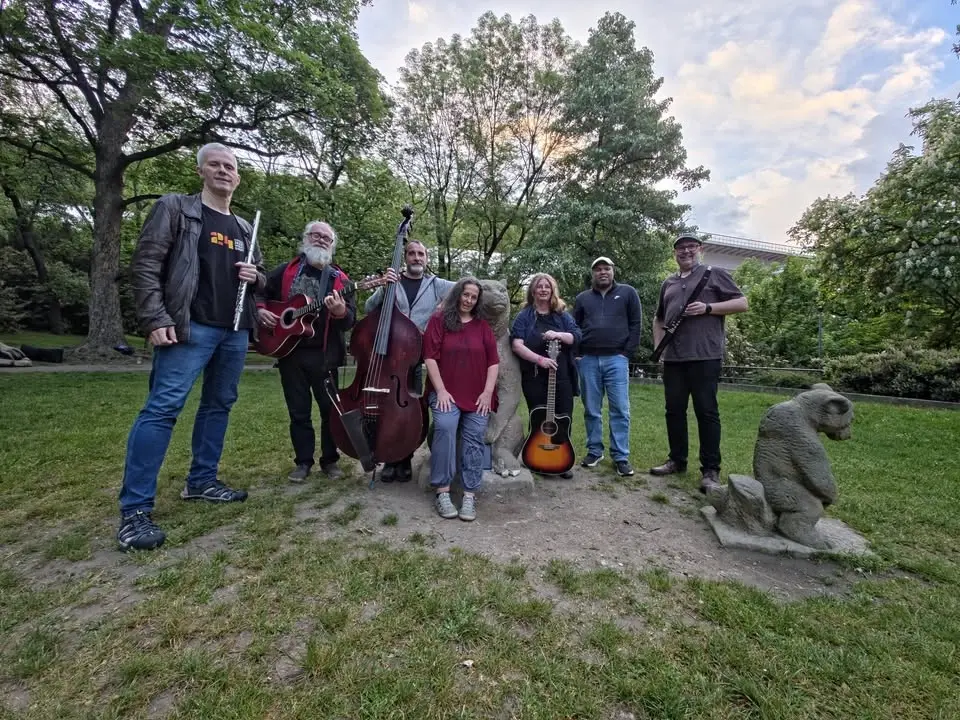 Rockberry Jazz Jam - hrajeme medvědům