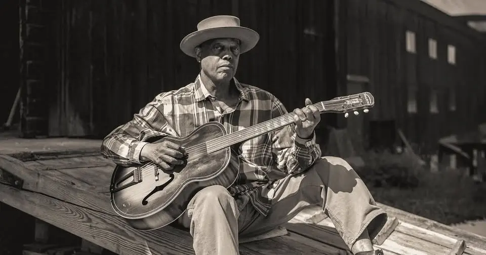 ERIC BIBB PÅ OXELÖ KROG