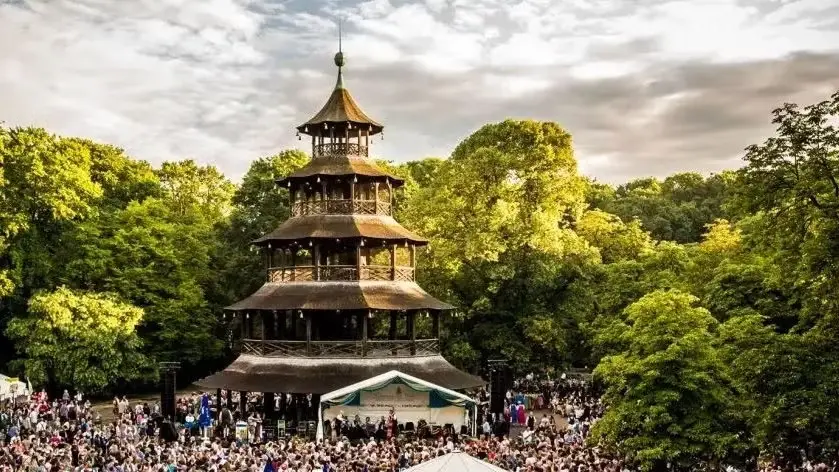 Chinesisch-Deutscher Treff 慕尼黑華德語言角 @ Biergarten am Chinesischen Turm