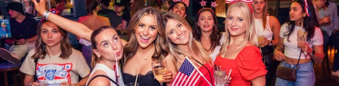 July 4 Bar Crawl London