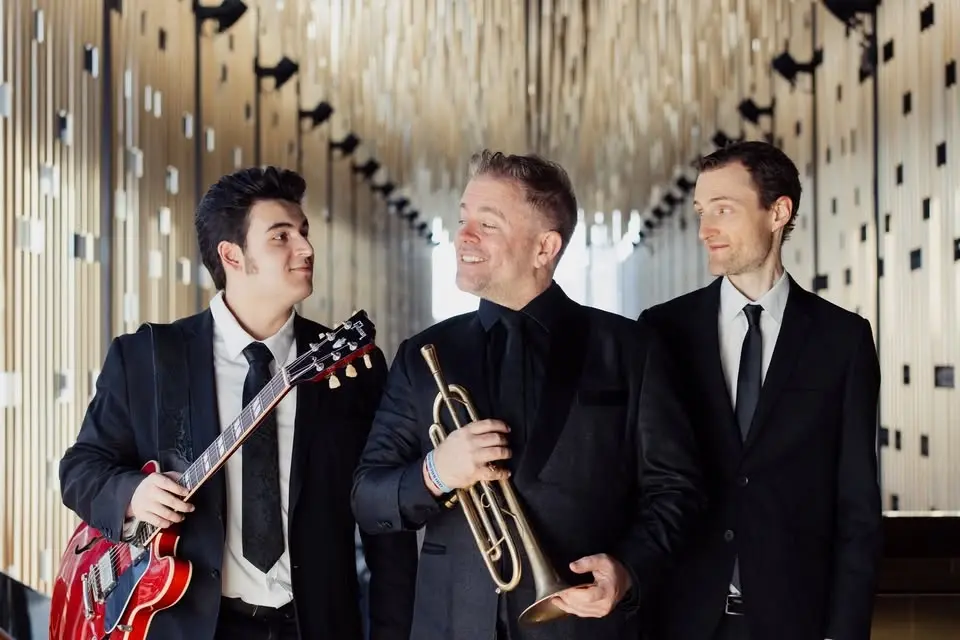 Adam Hall's Honky Tonk Juke Joint - Live at the Ellington
