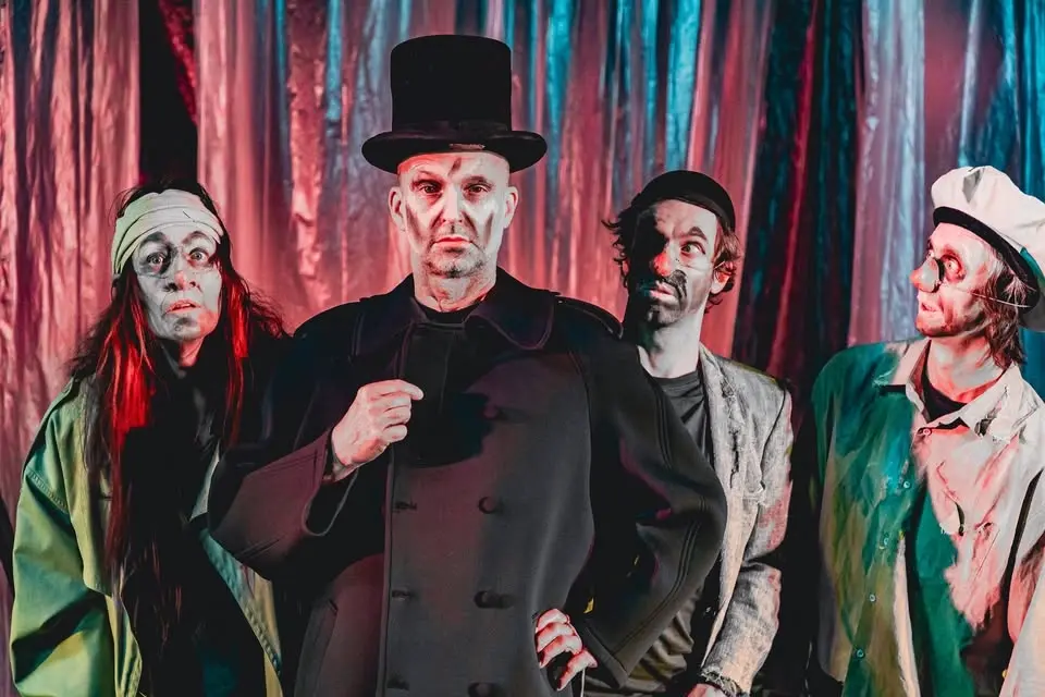Clowns in Dystopia