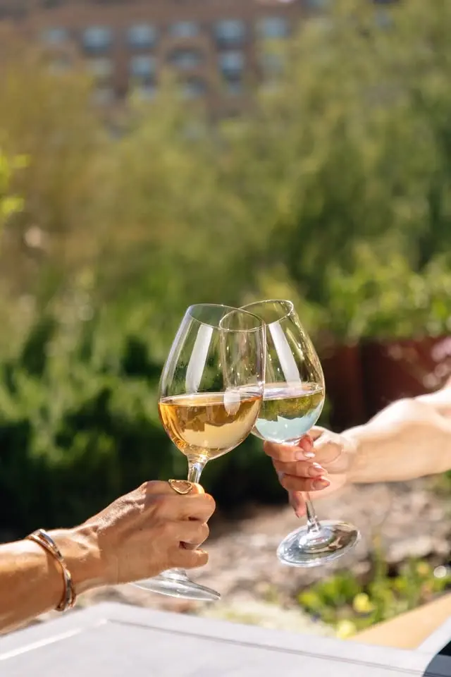 Wine Tasting: Hot Weather Wines