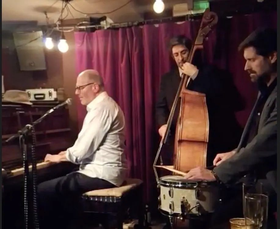 TJ Johnson Trio at The Green Note