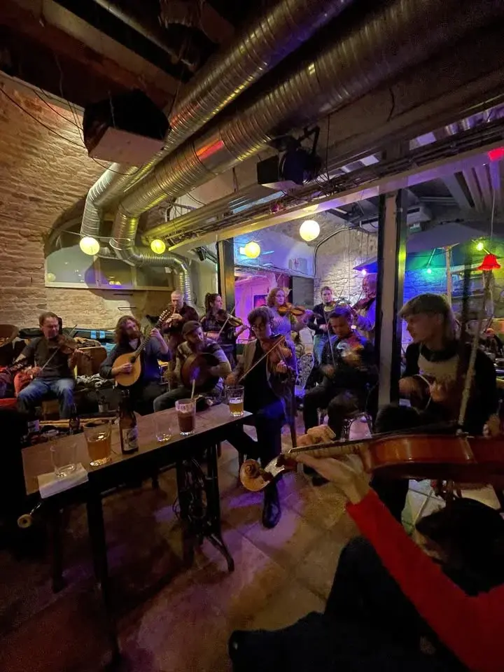 Folkjam Källarbyn