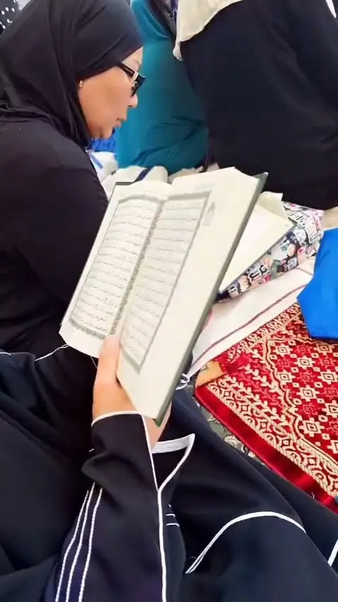 Read the Qur'an with translation. Understand. Reflect. Live. 🤍