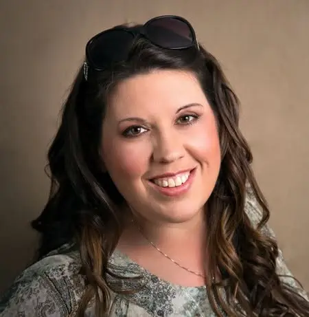 Messages From The Other Side - World Renowned Medium Tina Vesely