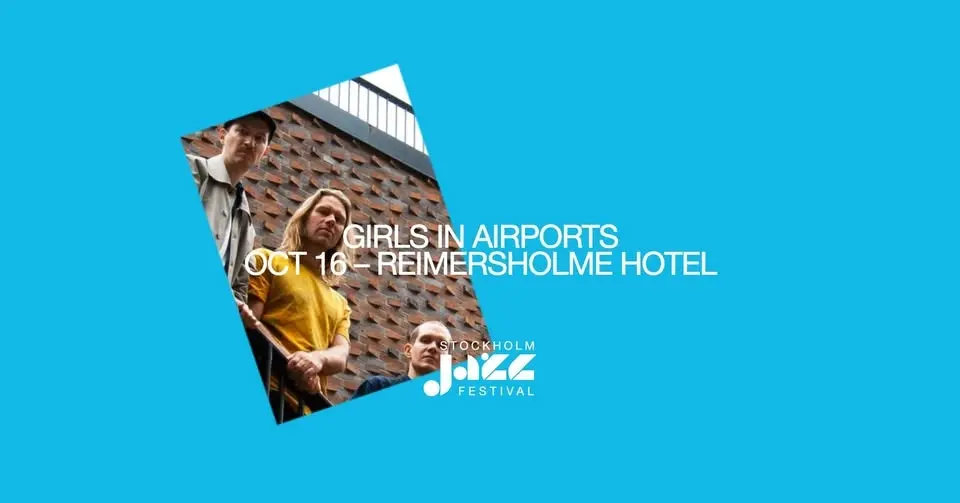 Girls in Airports