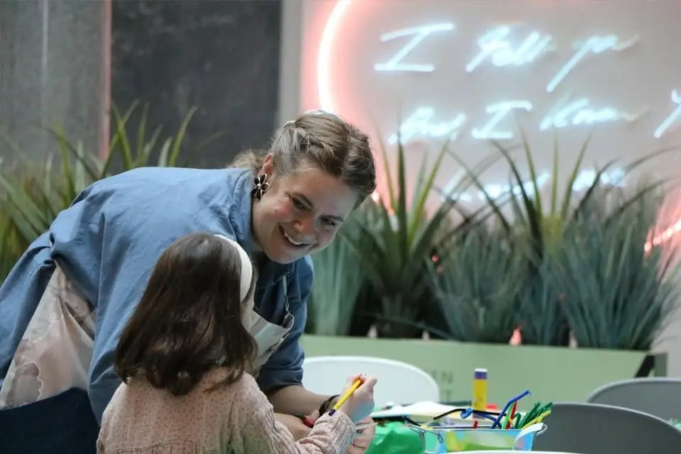 Family Fun: Art Cart