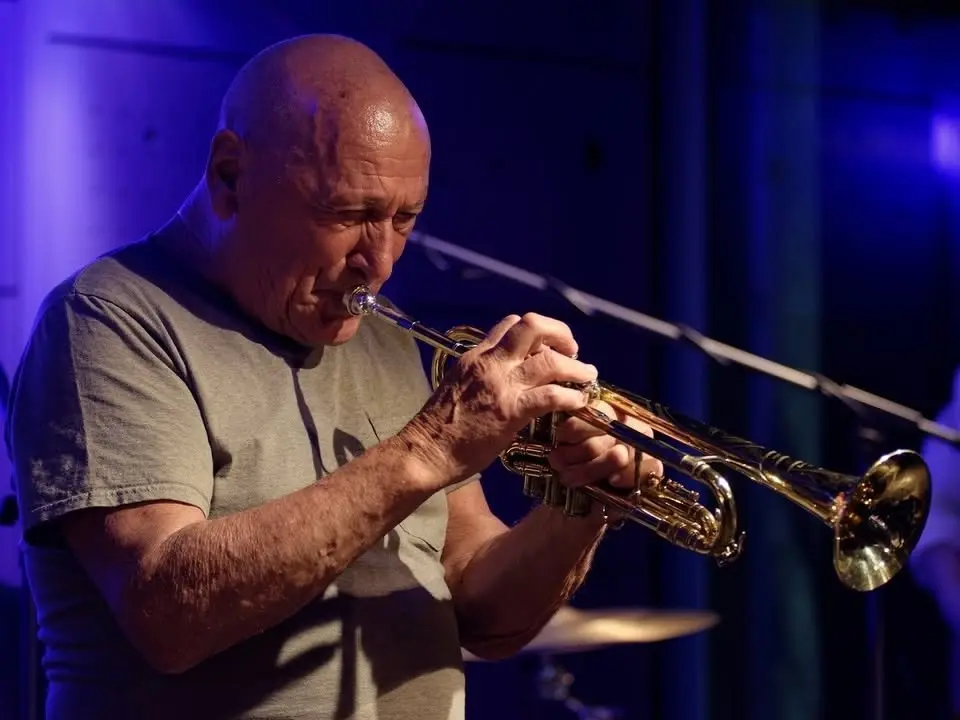 Laco Deczi & New York Celula – Summer Tour at Jazz Dock 🎺