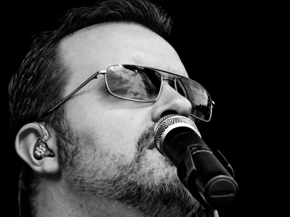Music & Wine w/ Ray Neyens